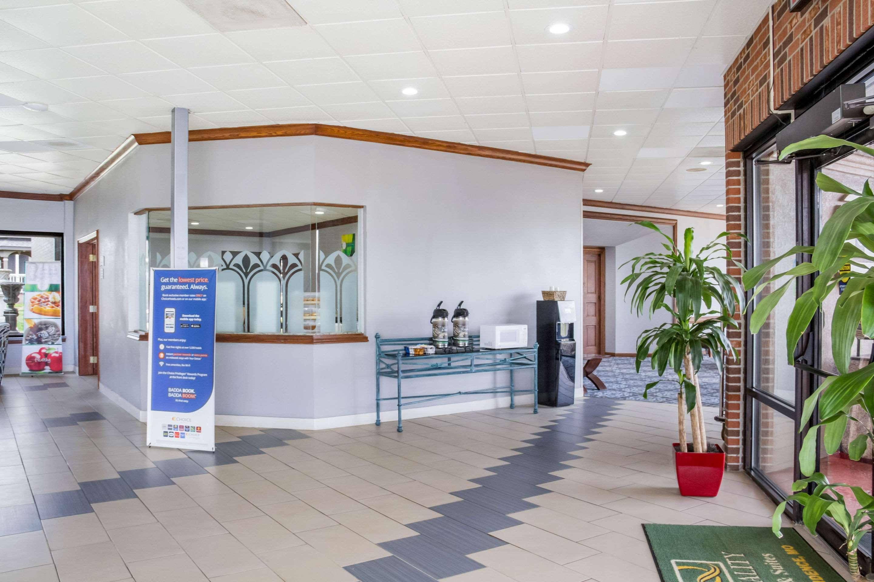 Quality Inn & Suites Kansas City - Independence I-70 East Екстериор снимка