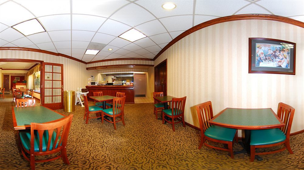 Quality Inn & Suites Kansas City - Independence I-70 East Екстериор снимка